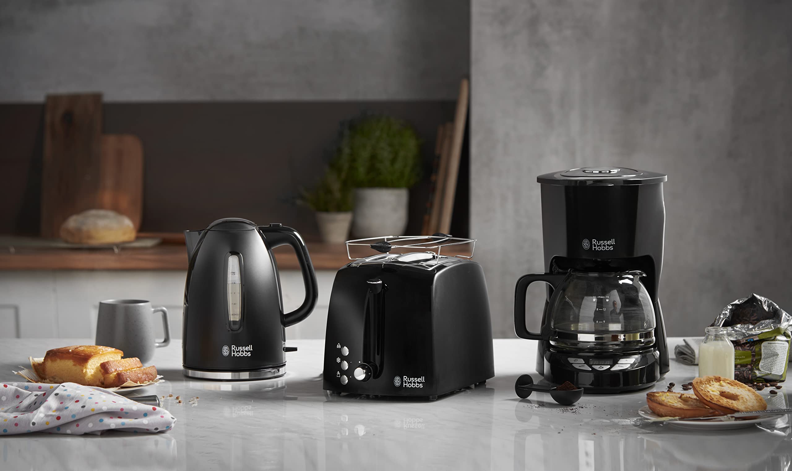 russell-hobbs-textures-plus-wasserkocher-1-7-l-schwarz-led image 4