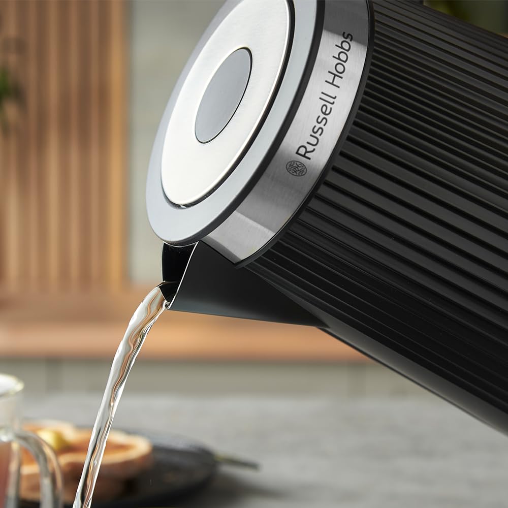 russell-hobbs-bront-wasserkocher-schwarz-1-7-l-matt image 3
